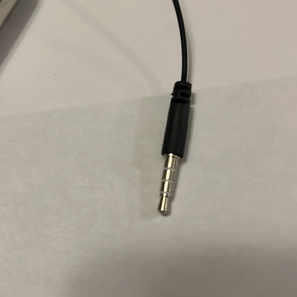 Selfie Stick with built in Shutter Release - Picture 6 of 6